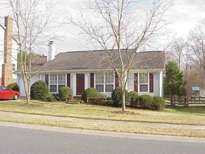 9417 Marshbrooke Road Matthews, NC 28105 - Photo 1 of 8 Gallery Image 1
