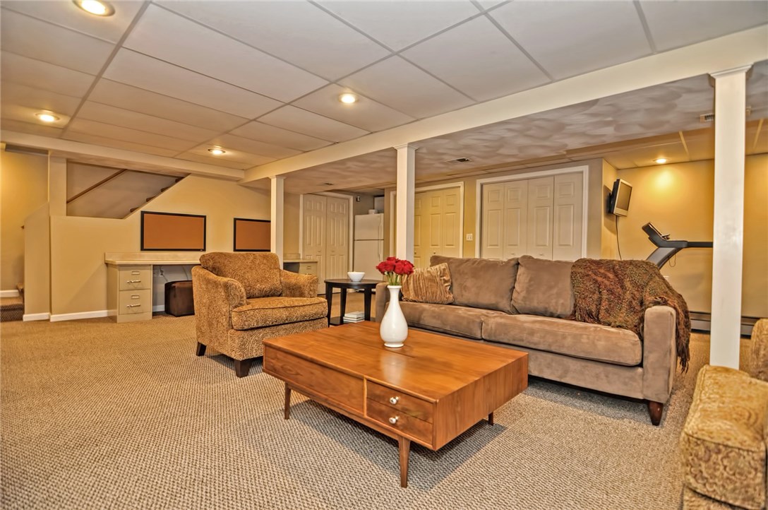 199 Council Rock Road Cranston, RI 02921 - Photo 31 of 38 Gallery Image 31