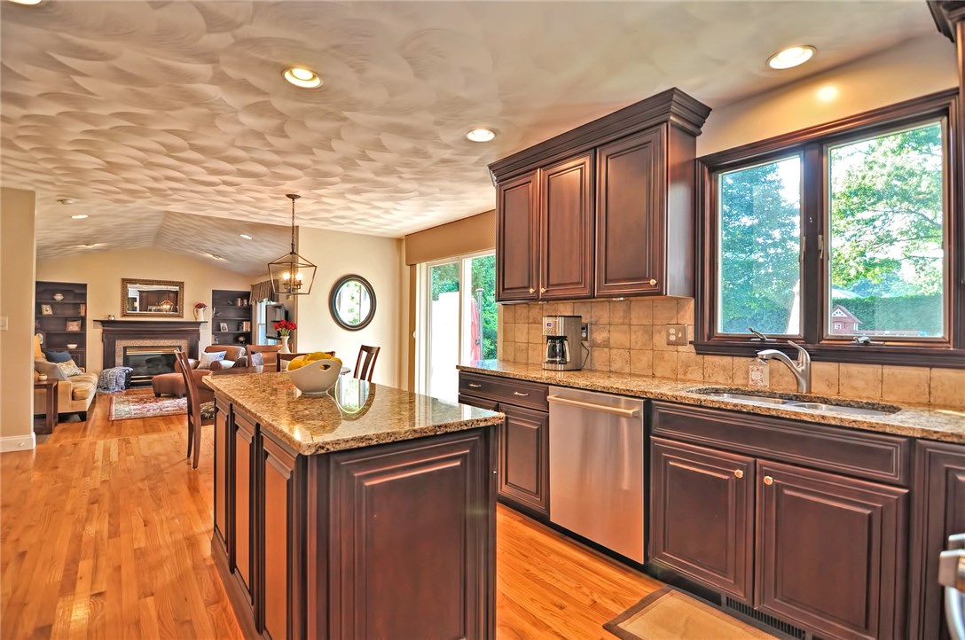 199 Council Rock Road Cranston, RI 02921 - Photo 10 of 38 Gallery Image 10