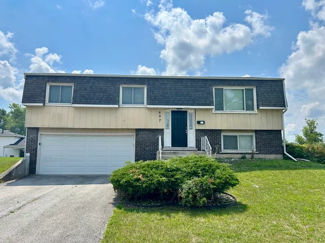 $226,000 | 607 Sullivan Lane, University Park, IL 60484