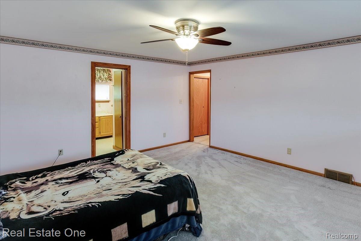 1730 Morley Avenue Rochester, MI 48307 - Photo 16 of 41 Primary bedroom ensuite 17x15
