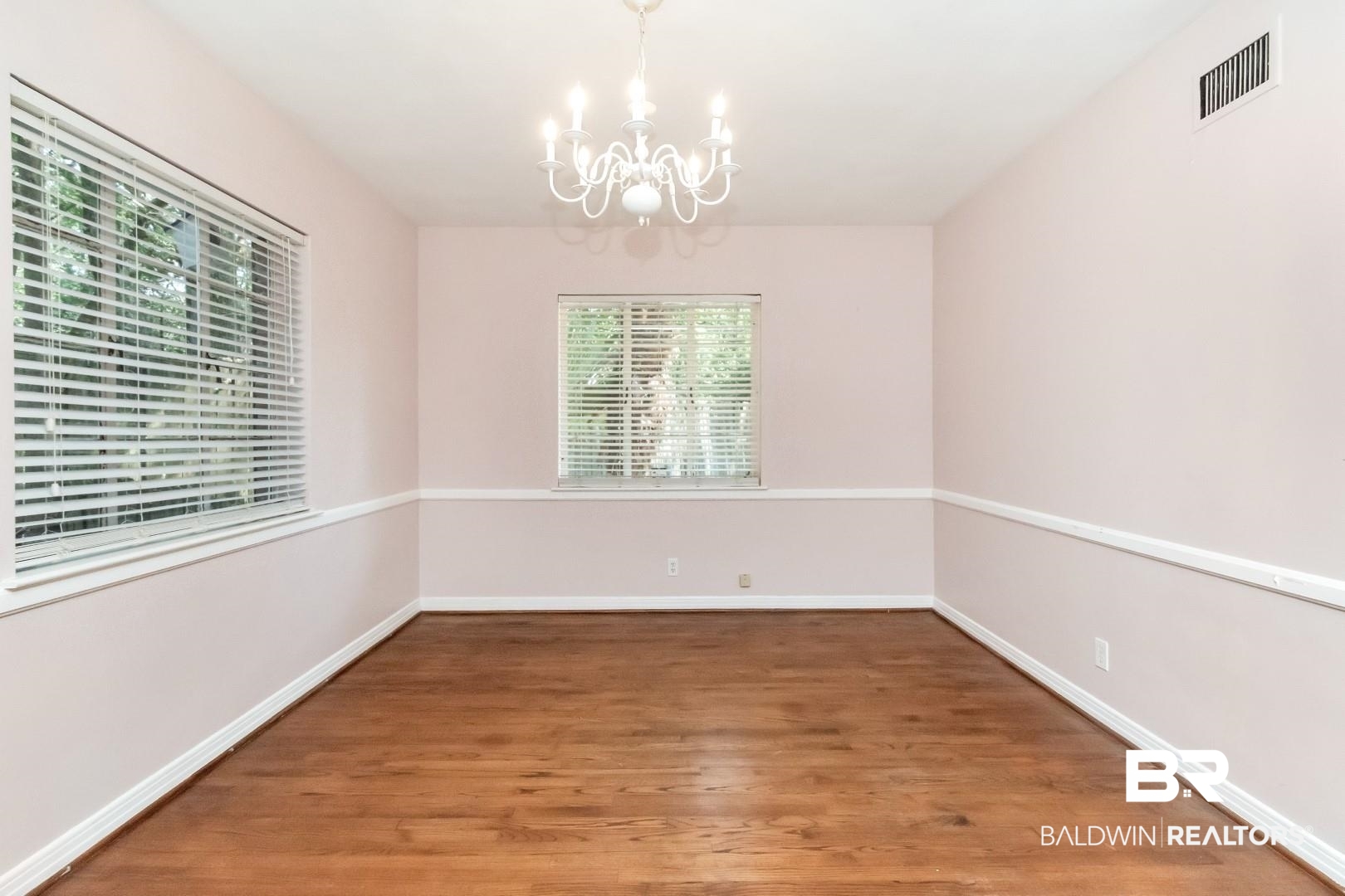 2101 Upham Street Mobile, AL 36607 - Photo 8 of 26