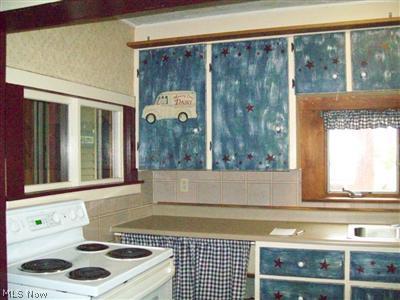 2001 Pontius Road Mogadore, OH 44260 - Photo 16 of 23 Appliances stay