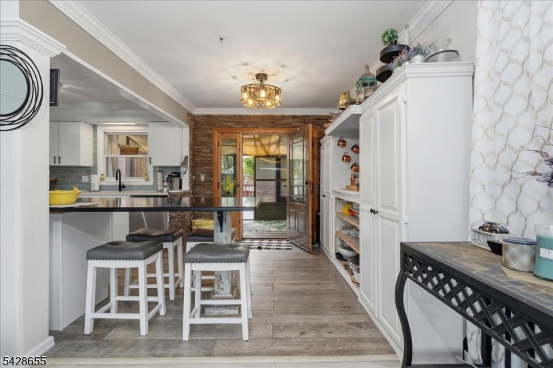 23 Arnold Road Landing, NJ 07850 - Photo 15 of 37