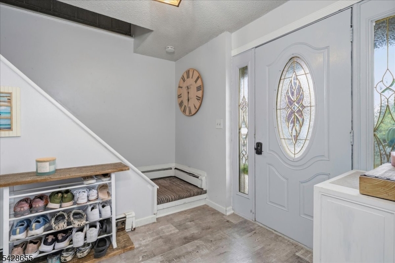 23 Arnold Road Landing, NJ 07850 - Photo 3 of 37