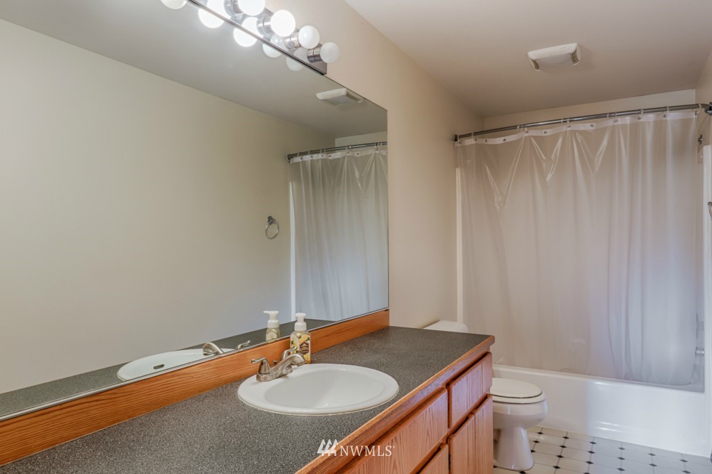 160 Ross Road Kelso, WA 98626 - Photo 12 of 19 Gallery Image 12