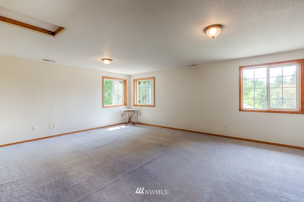 160 Ross Road Kelso, WA 98626 - Photo 14 of 19 Gallery Image 14