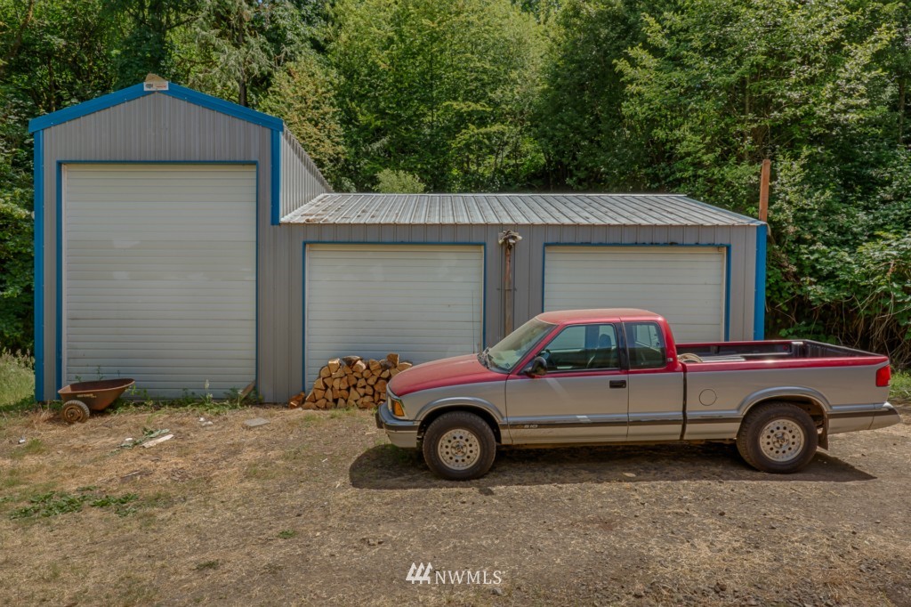 160 Ross Road Kelso, WA 98626 - Photo 3 of 19 Gallery Image 3