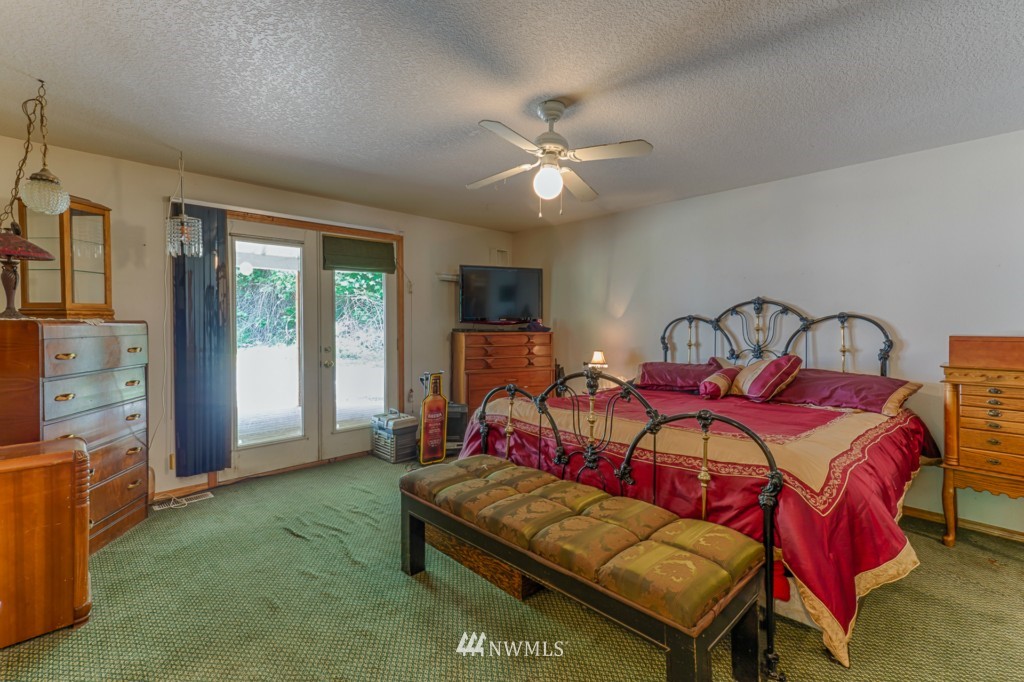 160 Ross Road Kelso, WA 98626 - Photo 8 of 19 Gallery Image 8