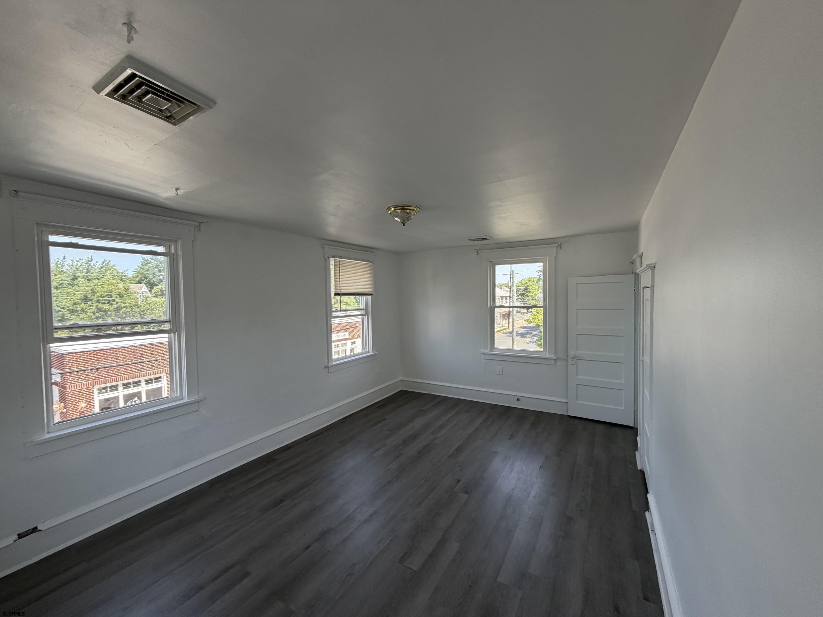 1052 Shore Road Linwood, NJ 08221 - Photo 8 of 15