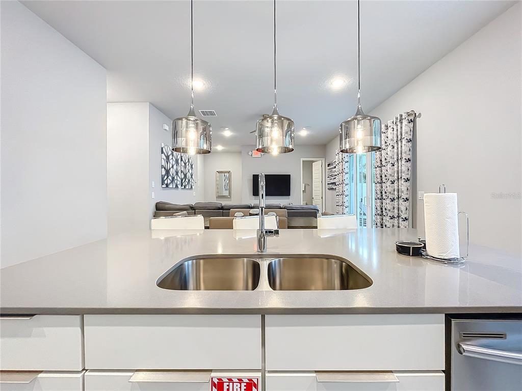 7740 Sandy Ridge Drive, Unit 100 Reunion, FL 34747 - Photo 9 of 36 Gallery Image 9