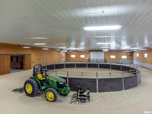 $3,450,000 | 5122 230th Street North, Port Byron, IL 61275