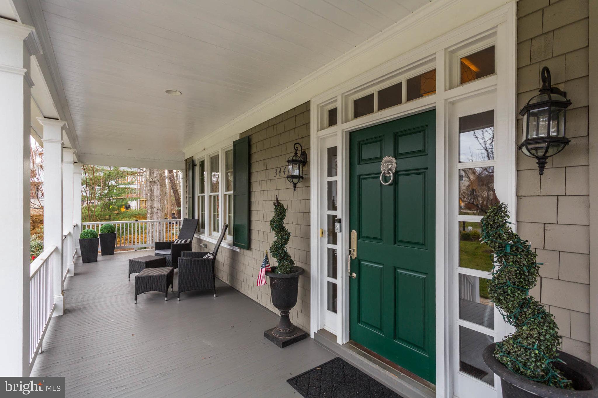 3444 Hidden River View Road Annapolis, MD 21403 - Photo 6 of 89 Gallery Image 6