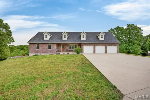$459,900 | 19906 Lucas Lane, Waynesville, MO 65583