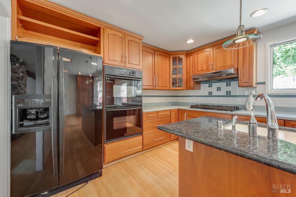 355 Butterfield Road San Anselmo, CA 94960 - Photo 11 of 38