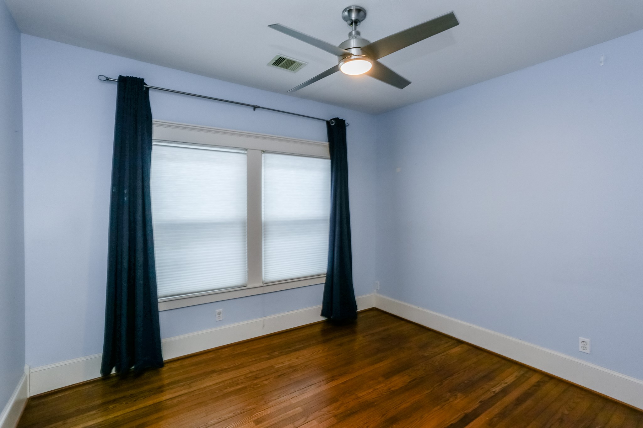 629 West 16th Street Houston, TX 77008 - Photo 16 of 28