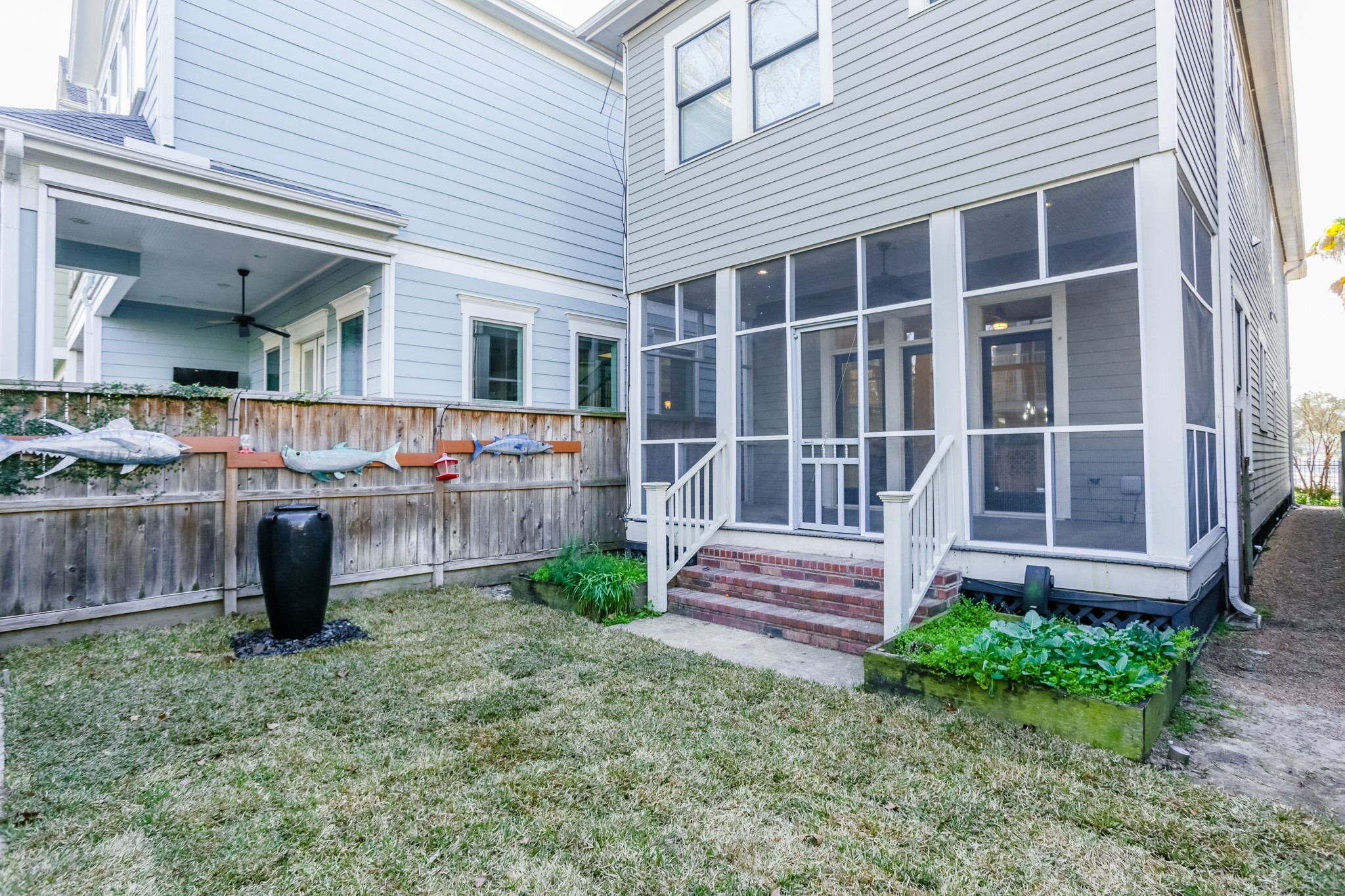 629 West 16th Street Houston, TX 77008 - Photo 24 of 28