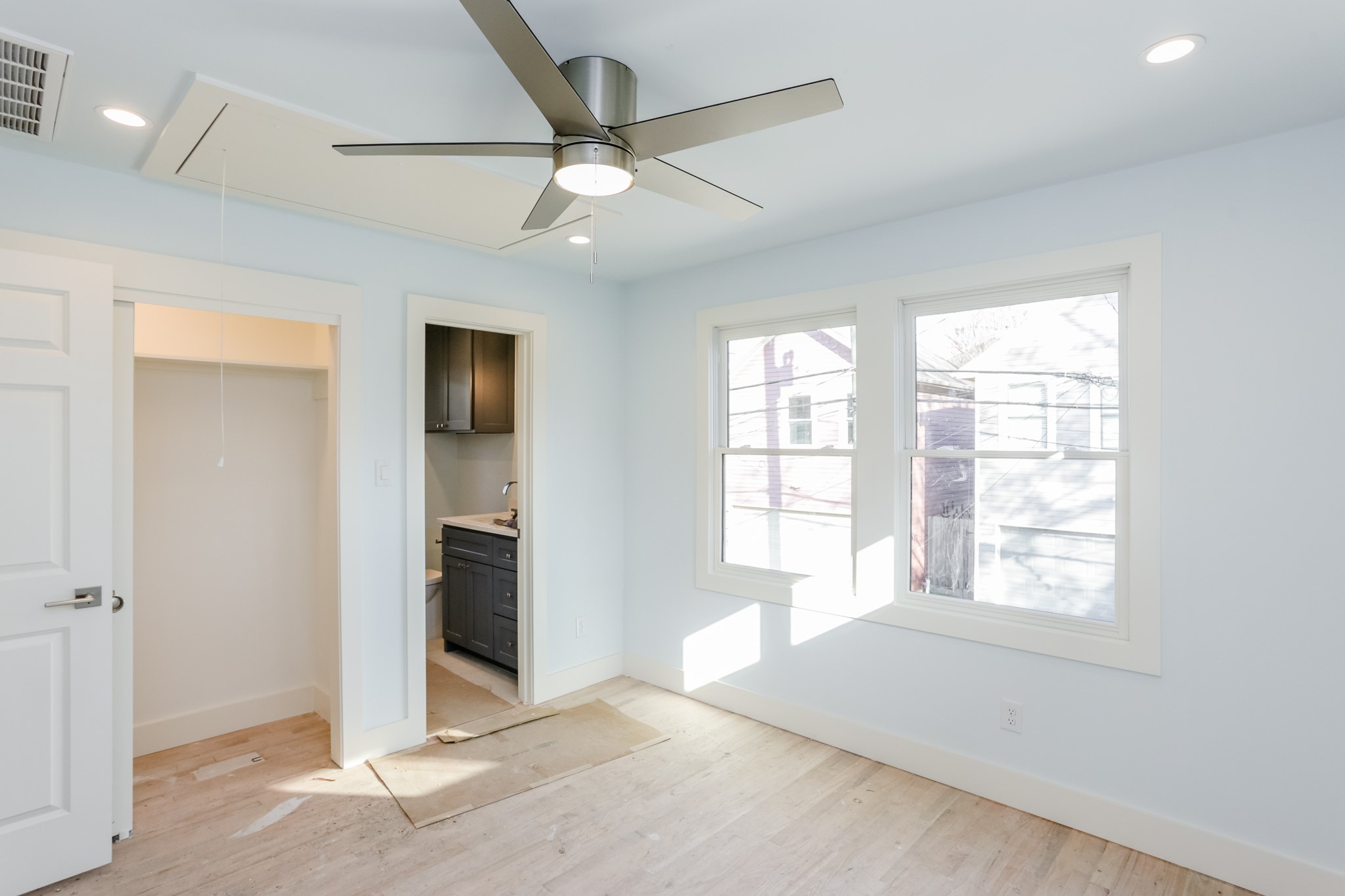 629 West 16th Street Houston, TX 77008 - Photo 25 of 28