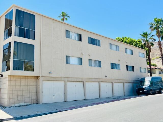 39905 Bird Lane Rancho Mirage, CA 92270 - Photo 5 of 16 IMG_0504