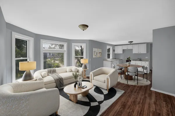 $3,000 | 72 East 136th Street, Riverdale, IL 60827