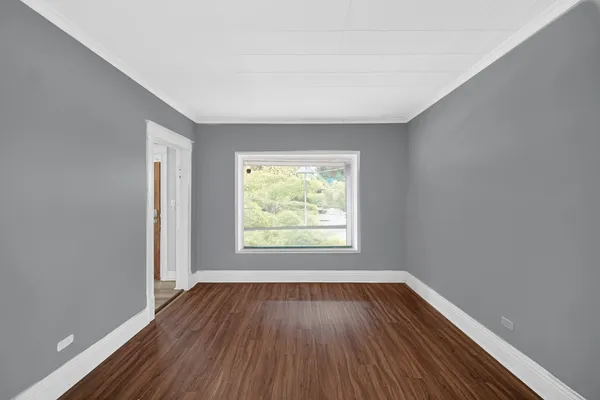 $3,000 | 72 East 136th Street, Riverdale, IL 60827