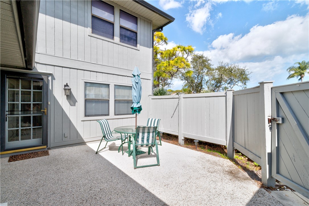 605 Timber Ridge Trail Southwest, Unit 102 Vero Beach, FL 32962 - Photo 24 of 36 Gallery Image 24