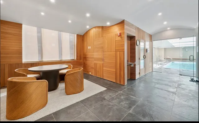 $698,000 | 350 East 82nd Street, Unit 2G | Upper East Side