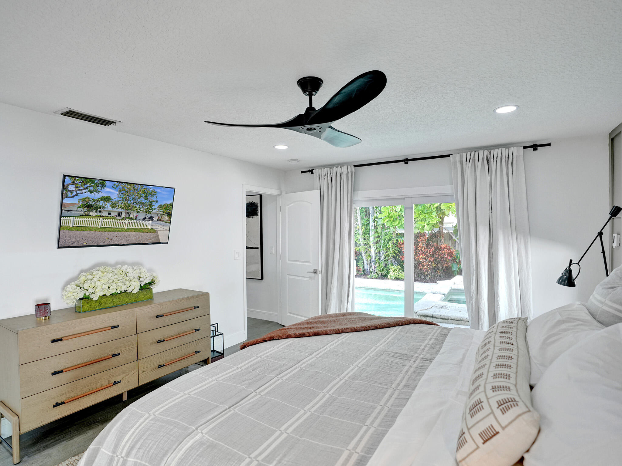 621 Enfield Road Delray Beach, FL 33444 - Photo 16 of 31 Primary Bedroom