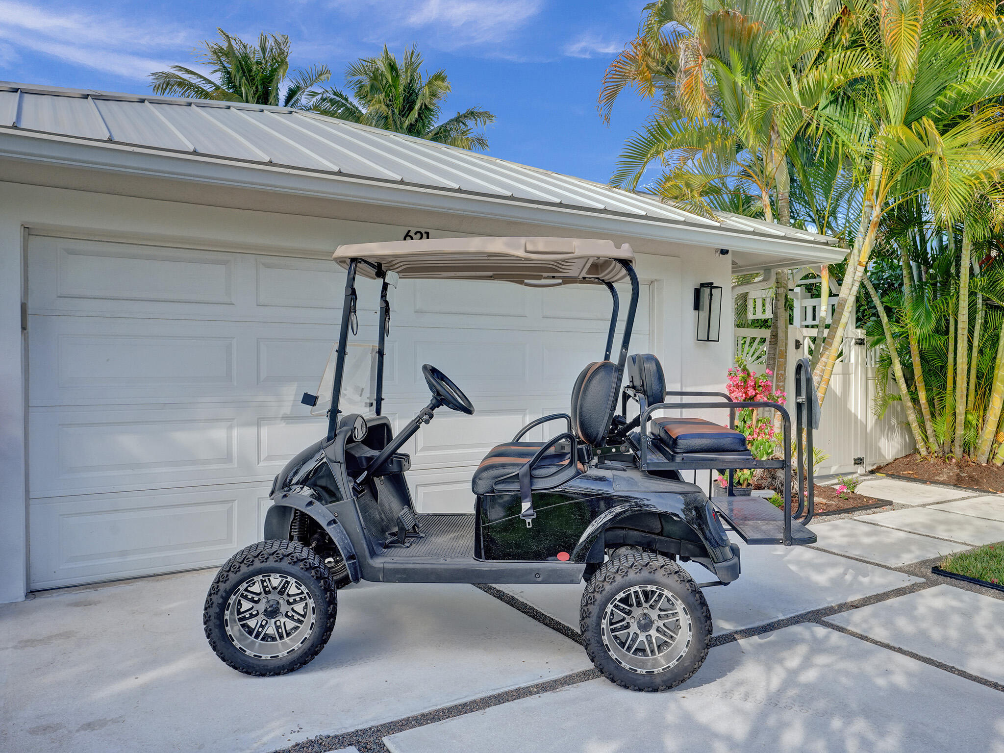 621 Enfield Road Delray Beach, FL 33444 - Photo 28 of 31 Golf cart
