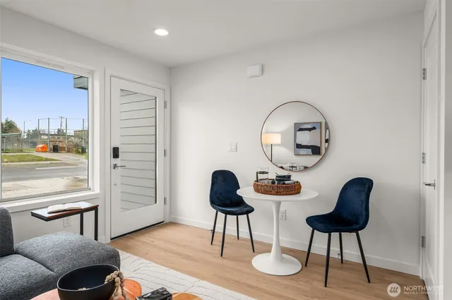 $479,900 | 9221 B 14th Avenue Northwest, Seattle, WA 98117