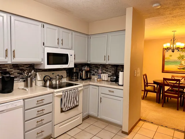 $169,900 | 774 Tulip Lane, Rockford, IL 61107