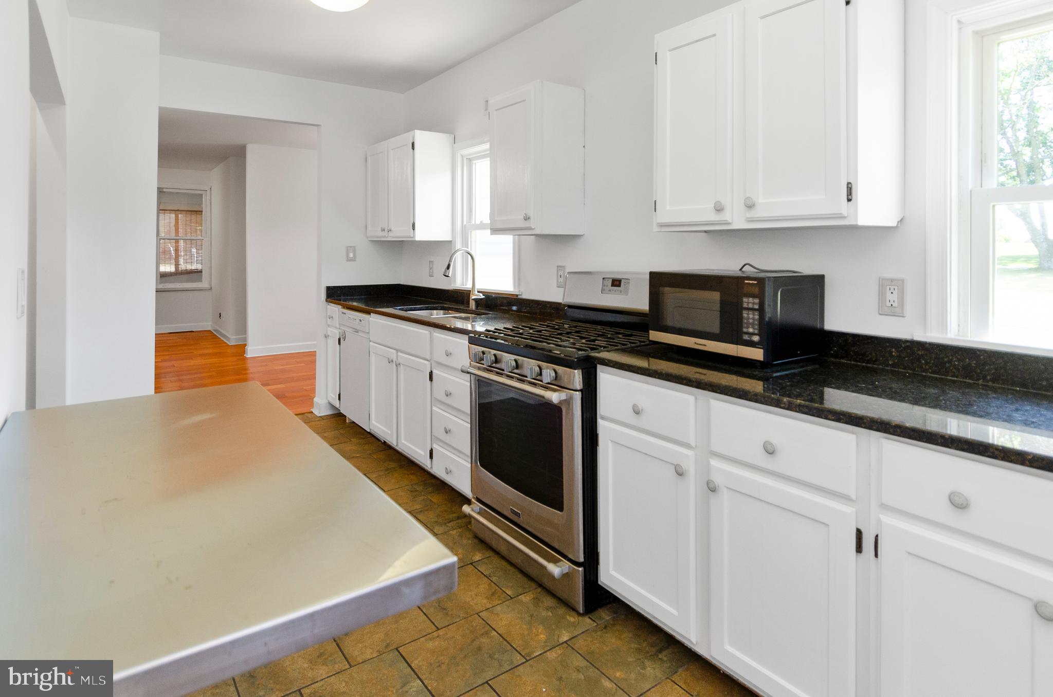 2730 Solomons Island Road Edgewater, MD 21037 - Photo 12 of 29 Gallery Image 12