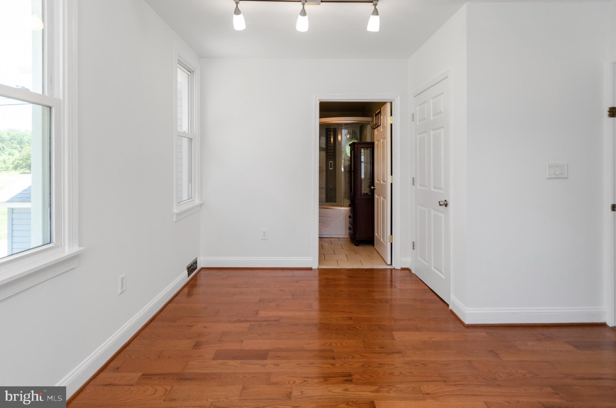 2730 Solomons Island Road Edgewater, MD 21037 - Photo 17 of 29 Gallery Image 17