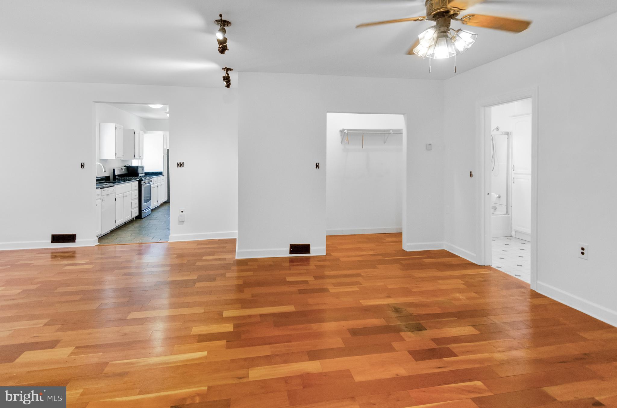 2730 Solomons Island Road Edgewater, MD 21037 - Photo 3 of 29 Hardwood floors