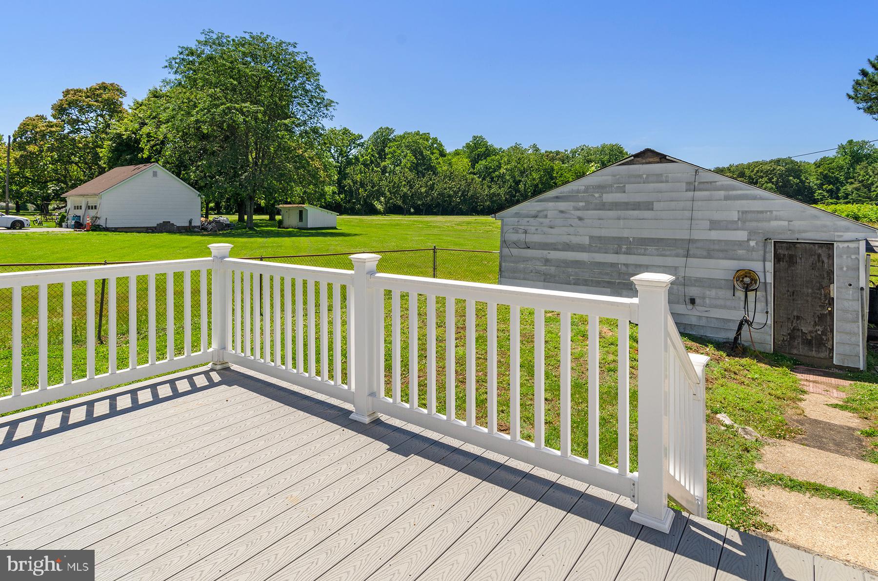 2730 Solomons Island Road Edgewater, MD 21037 - Photo 5 of 29 Gallery Image 5