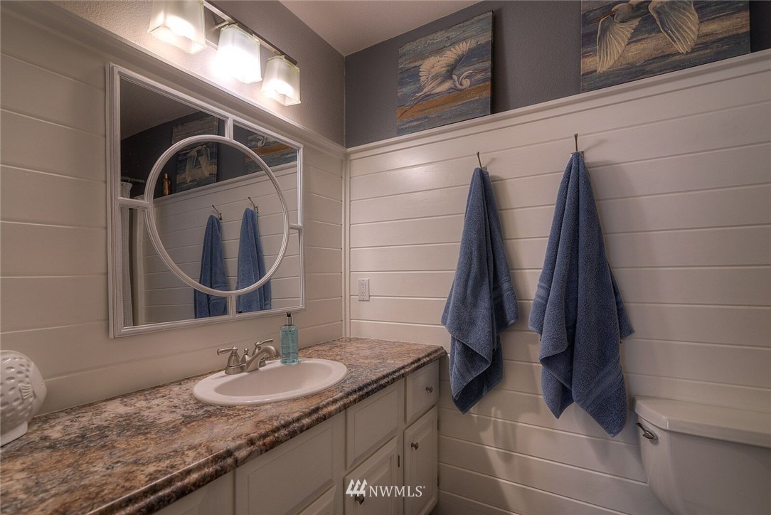 37320 Buck Road Northeast Hansville, WA 98340 - Photo 11 of 21 Gallery Image 11