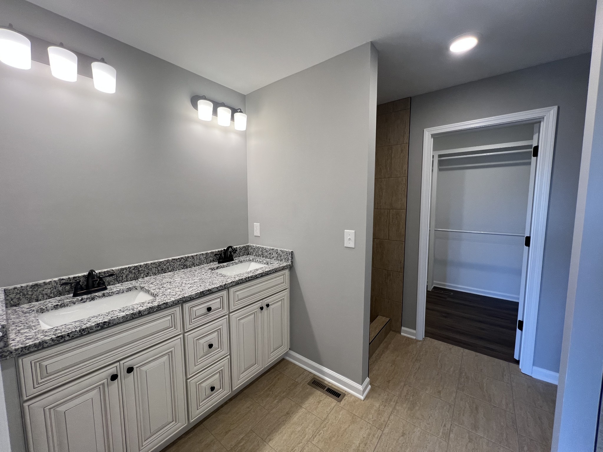 1832 Lafayette Road Red Boiling Springs, TN 37150 - Photo 6 of 13