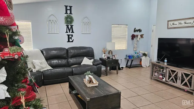 $347,500 | Undisclosed Address, Bakersfield, CA 93307