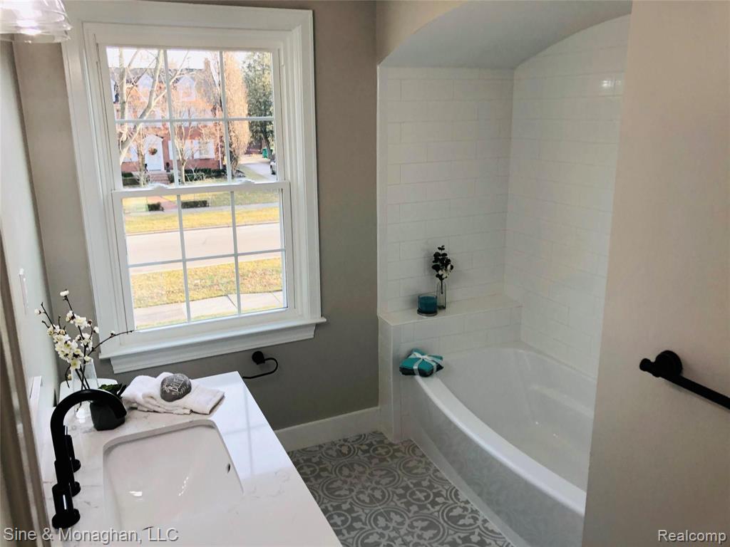 721 Pemberton Road Grosse Pointe Park, MI 48230 - Photo 21 of 41