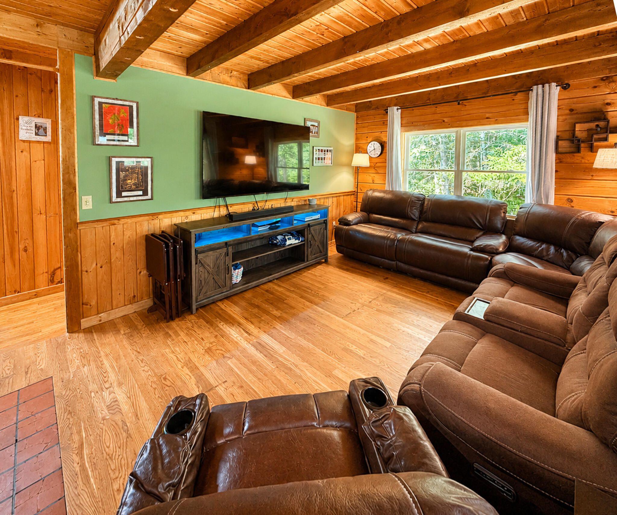 161 Birch-Harbor Road Winter Harbor, ME 04693 - Photo 19 of 40 Living room