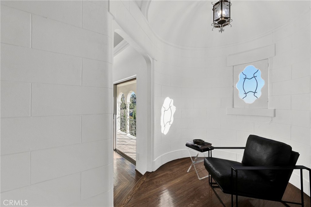 2111 Rockledge Road Los Angeles, CA 90068 - Photo 36 of 75 Gallery Image 36