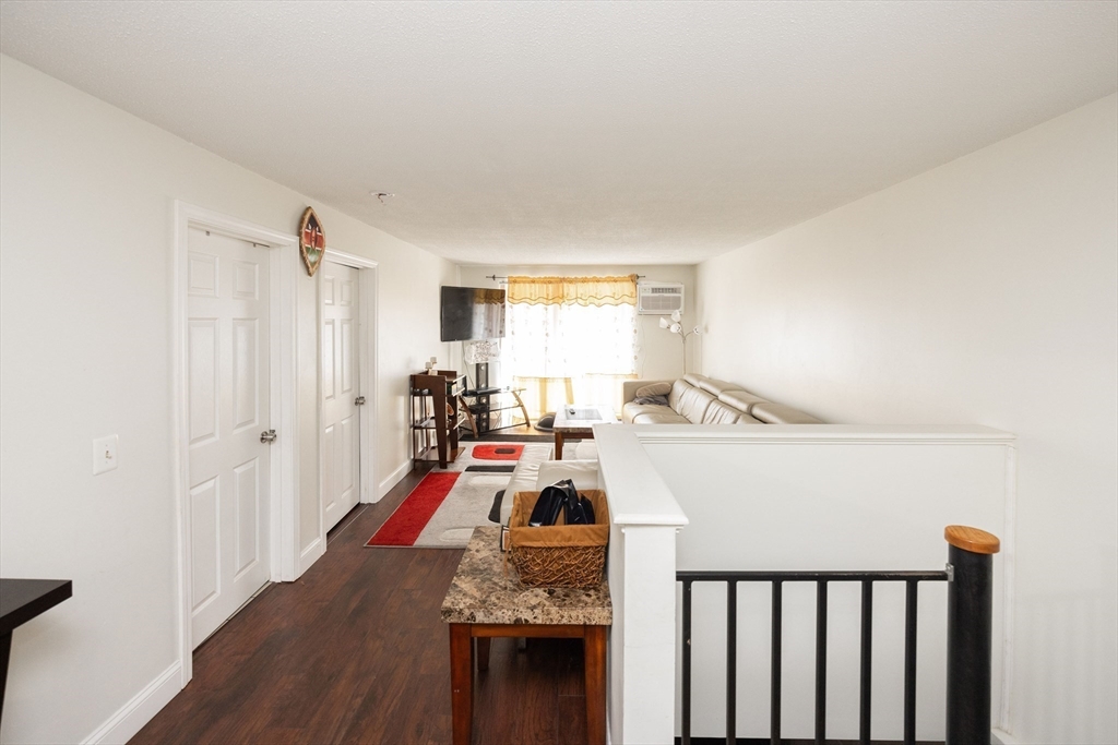 10 Wrentham Road, Unit 102 Worcester, MA 01602 - Photo 8 of 40 Gallery Image 8