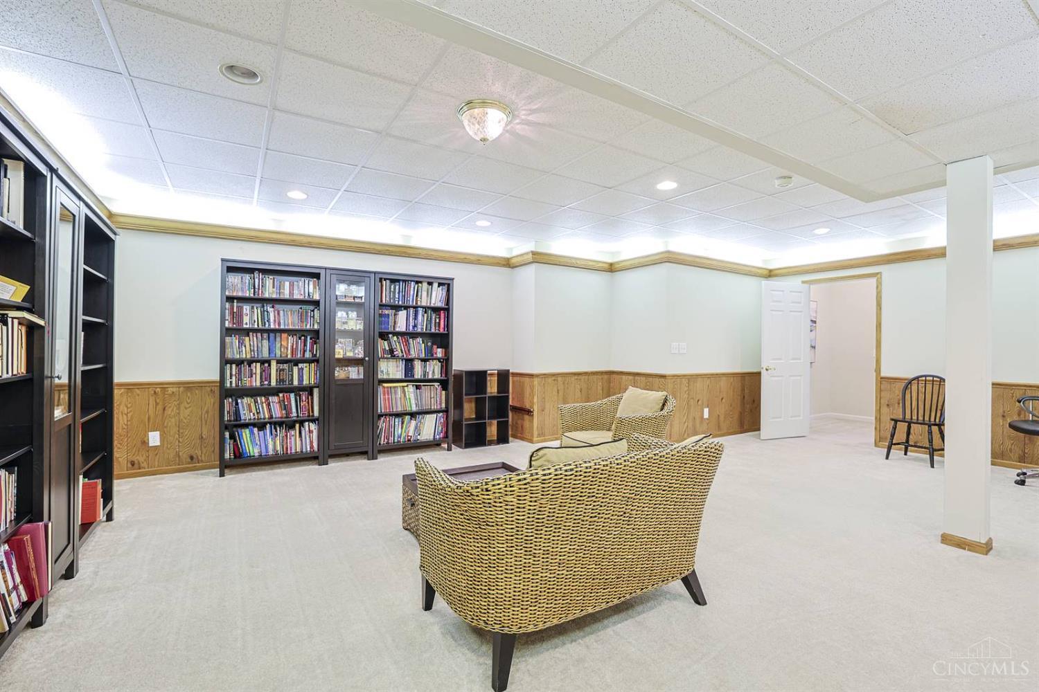 4725 Miami Road Cincinnati, OH 45243 - Photo 47 of 83