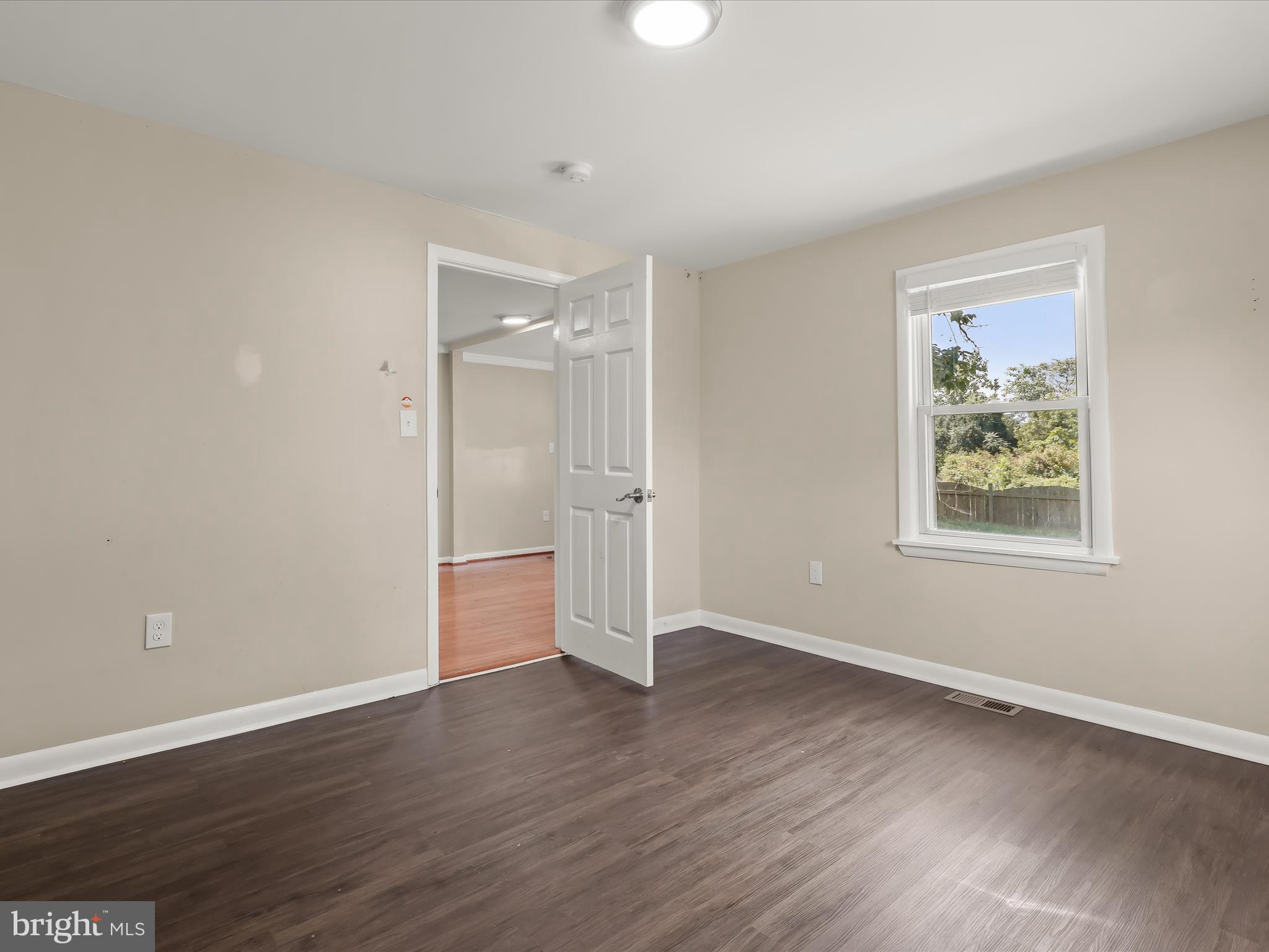 347 Loreley Road White Marsh, MD 21162 - Photo 22 of 41 Bedroom