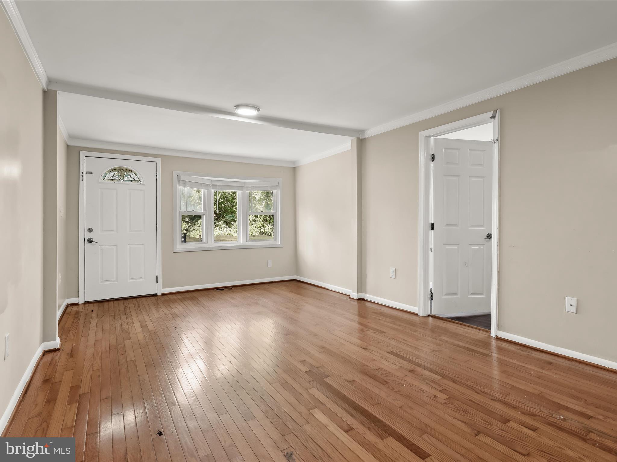 347 Loreley Road White Marsh, MD 21162 - Photo 7 of 41 Living Room - Hardwood Floors