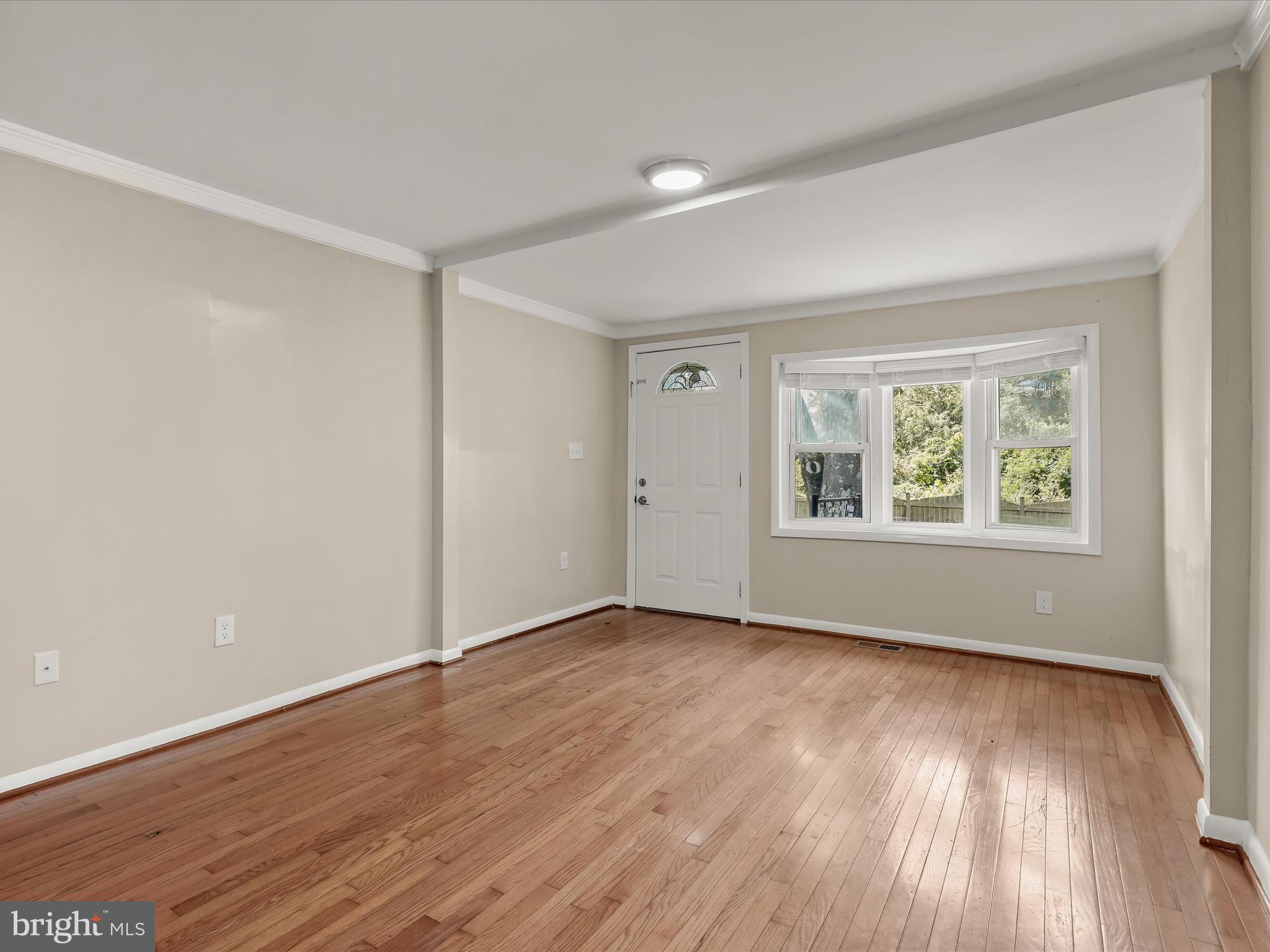 347 Loreley Road White Marsh, MD 21162 - Photo 8 of 41 Living Room - Hardwood Floors