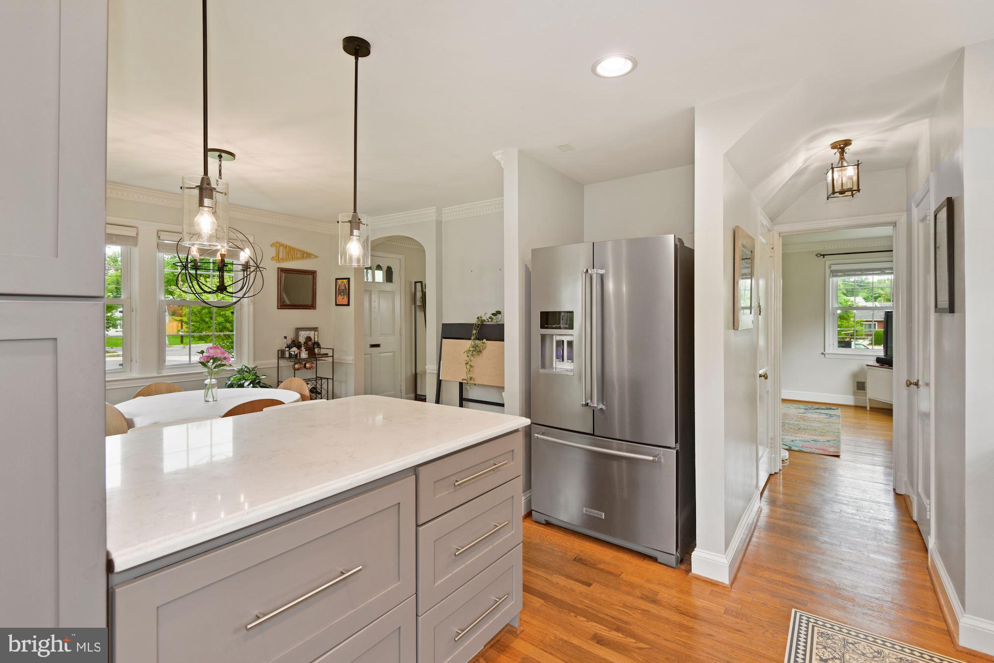 2100 Plyers Mill Road Silver Spring, MD 20902 - Photo 15 of 34 Breakfast Bar