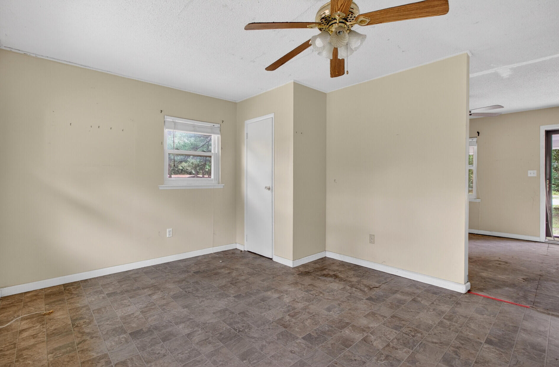 102 Montegue Street Santee, SC 29142 - Photo 17 of 35 32_32_mls