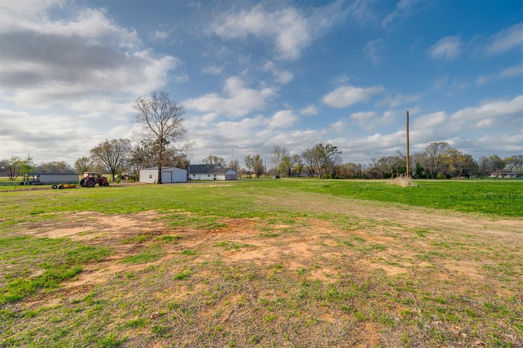 1876 Farm To Market 906 Powderly, TX 75473 - Photo 29 of 38 Yard