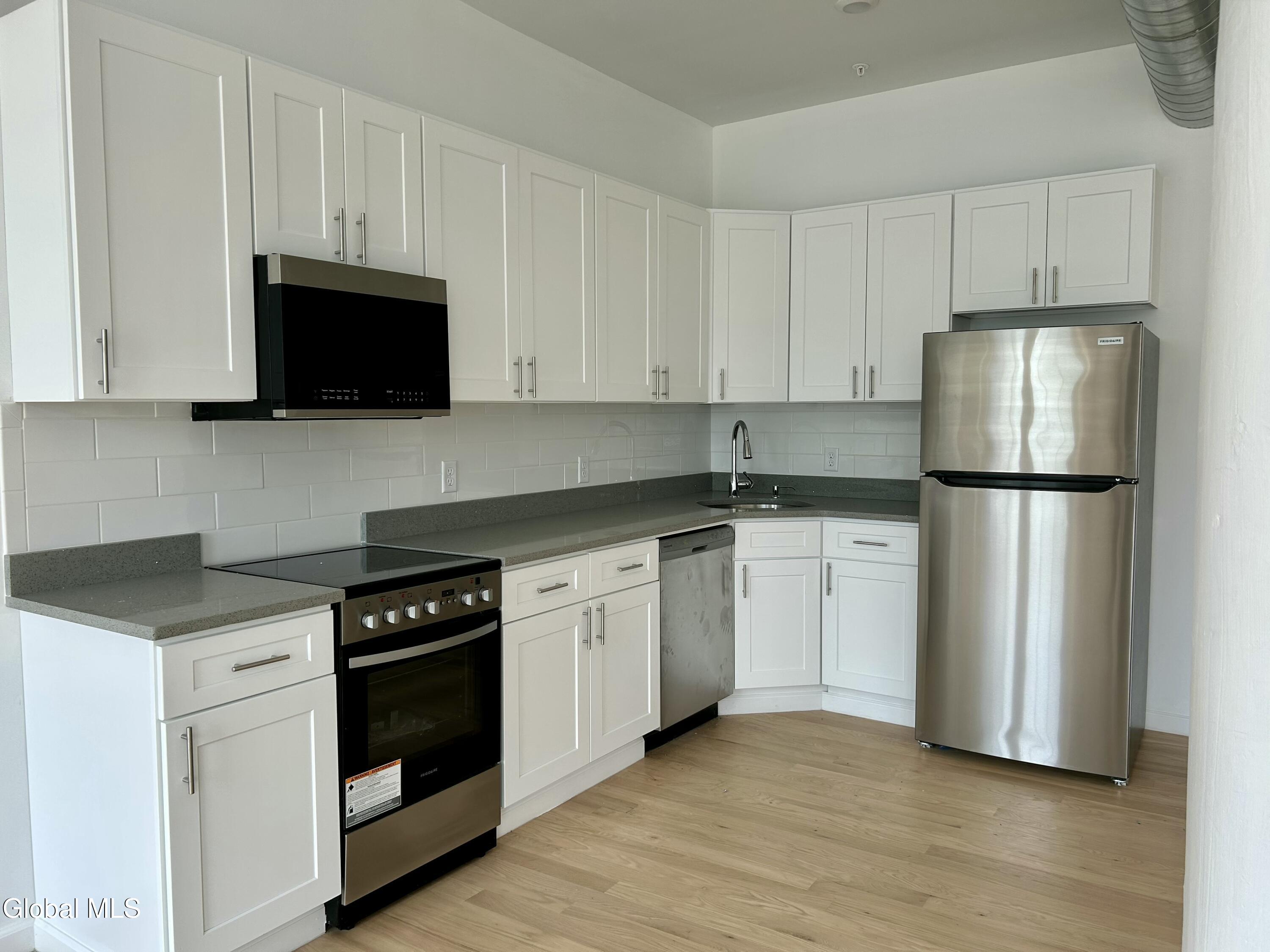 155 River Street, Unit 3D Troy, NY 12180 - Photo 11 of 19 3D Kitchen